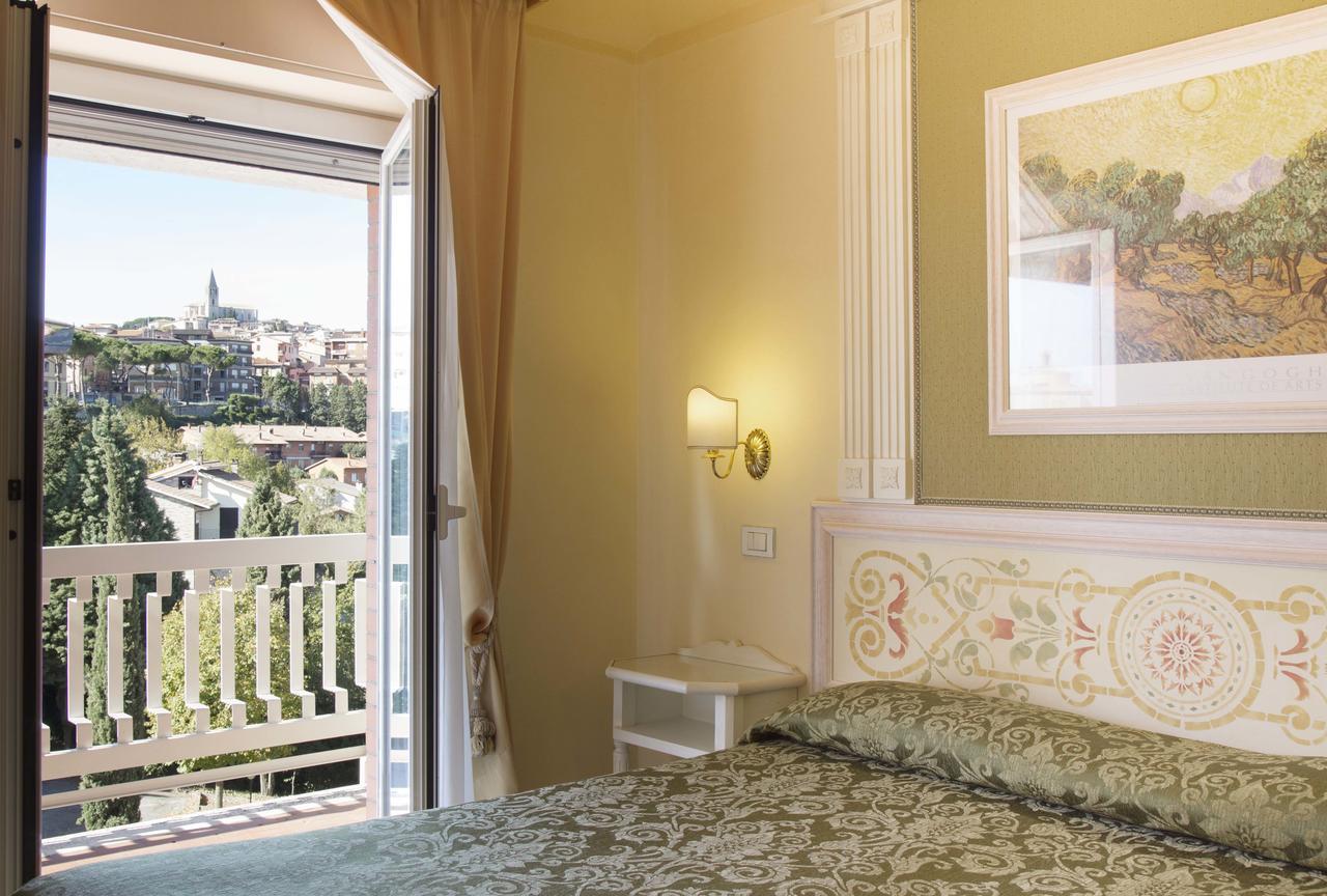 Hotel Tuder Todi Exterior photo