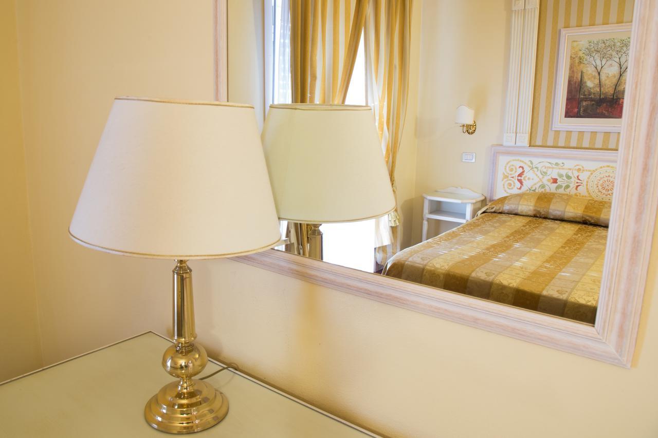 Hotel Tuder Todi Exterior photo